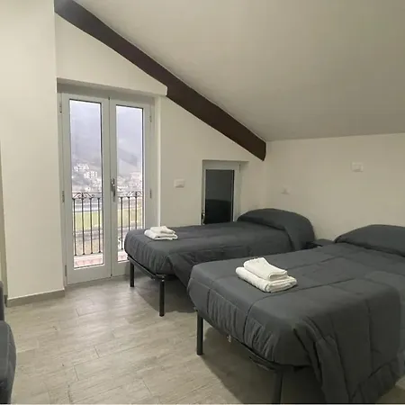 Bed & Breakfast La Mansardina Di Luana