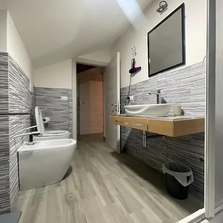 Bed & Breakfast La Mansardina Di Luana *